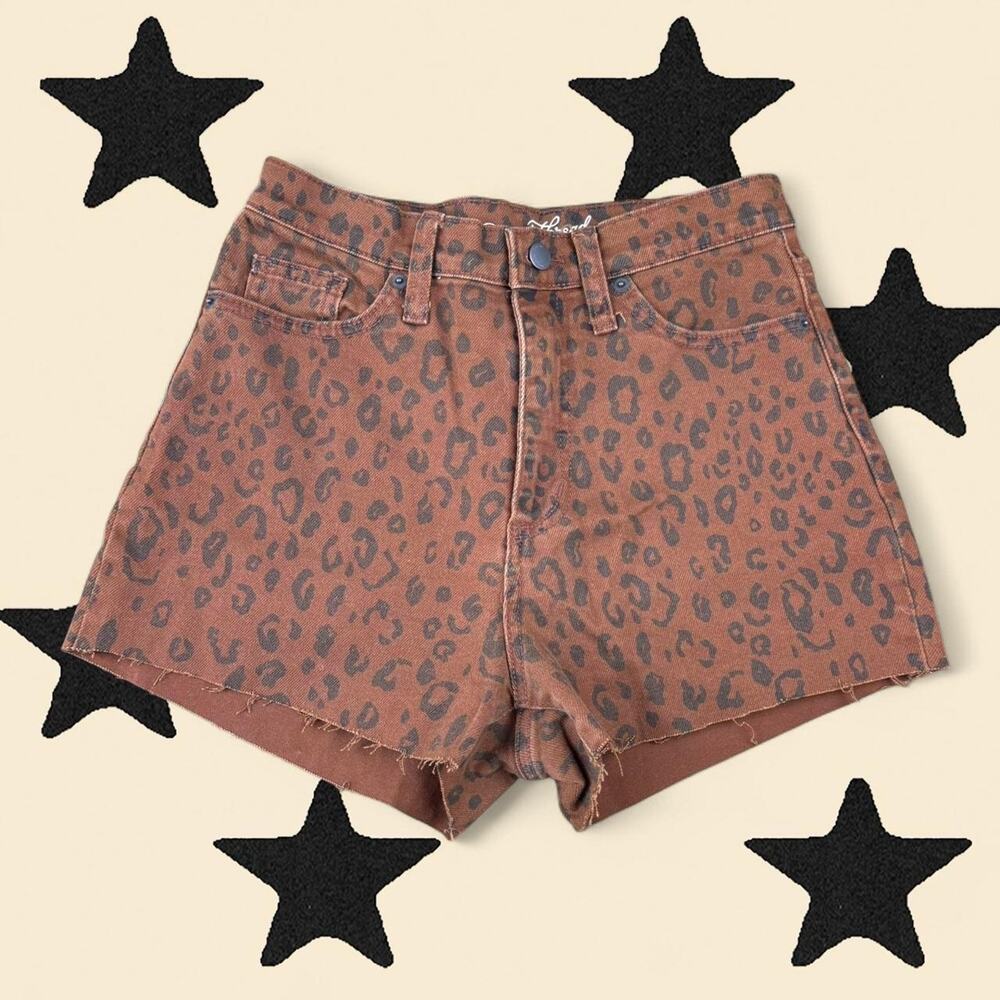 ★ Y2K Brown Leopard Print High-Waisted Shorts ★